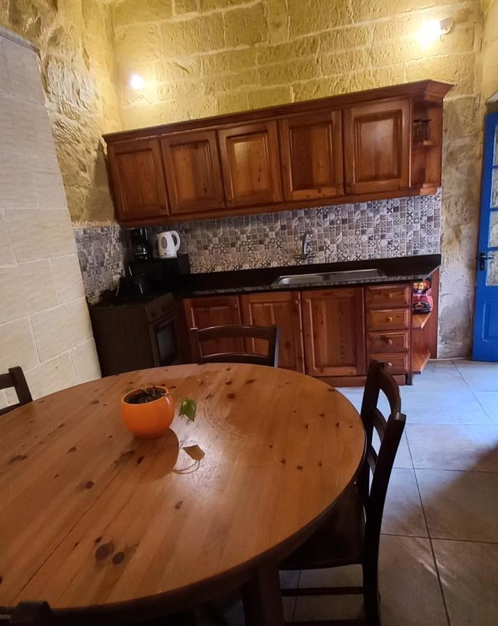 Ta Lucia Farmhouse With Private Pool And Bbq Villa Santa Luċija Buitenkant foto