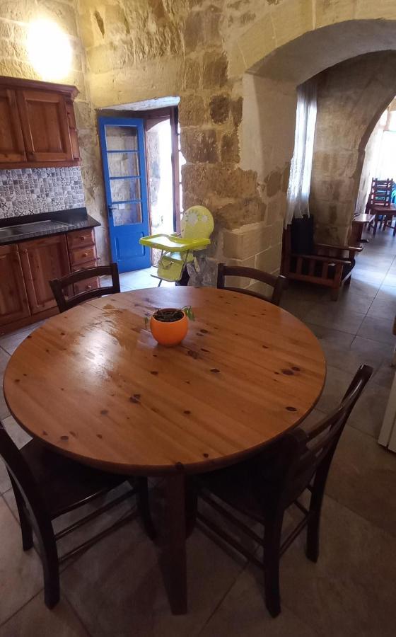 Ta Lucia Farmhouse With Private Pool And Bbq Villa Santa Luċija Buitenkant foto