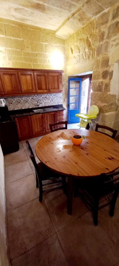 Ta Lucia Farmhouse With Private Pool And Bbq Villa Santa Luċija Buitenkant foto